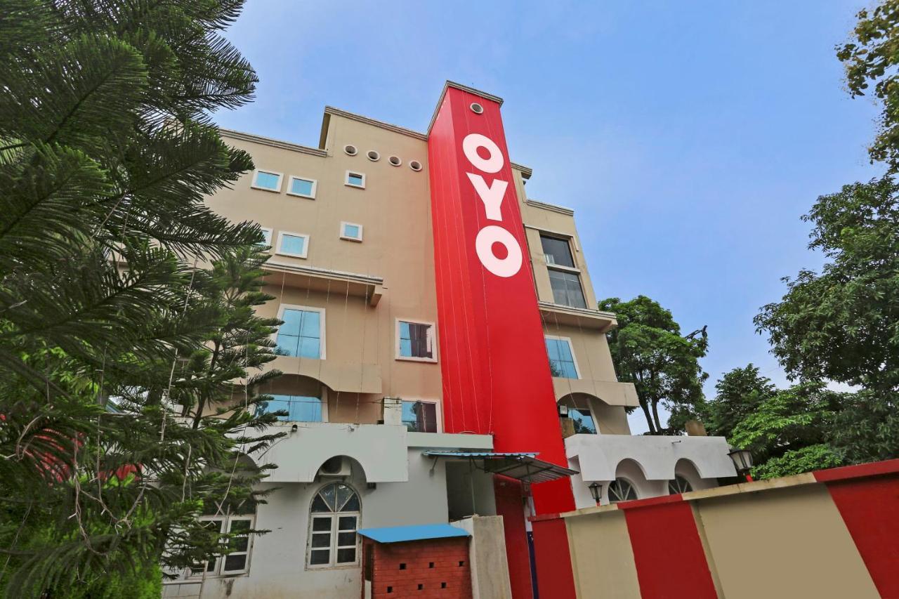 Hotel O Seven Inn Бхубанешвара Экстерьер фото